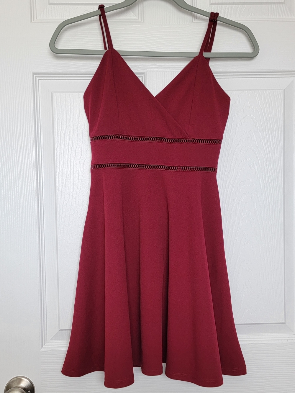 Jun & Ivy Burgundy V Neck Mini Dress Size XS